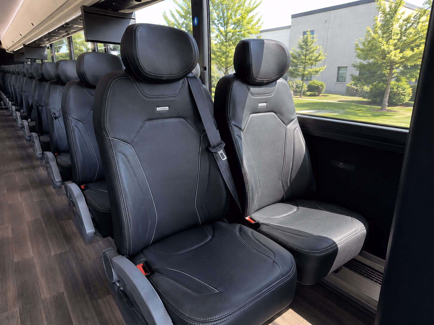 apple valley charter bus