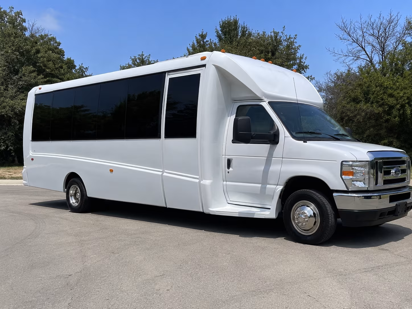 enterprise prom party bus rentals in enterprise