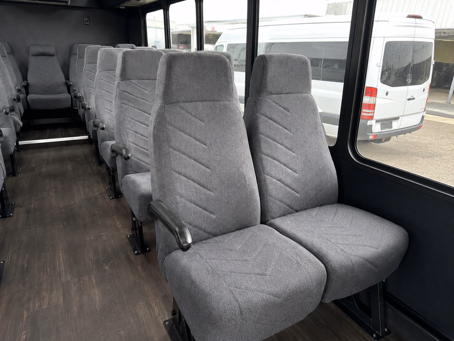palmdale bus rentals