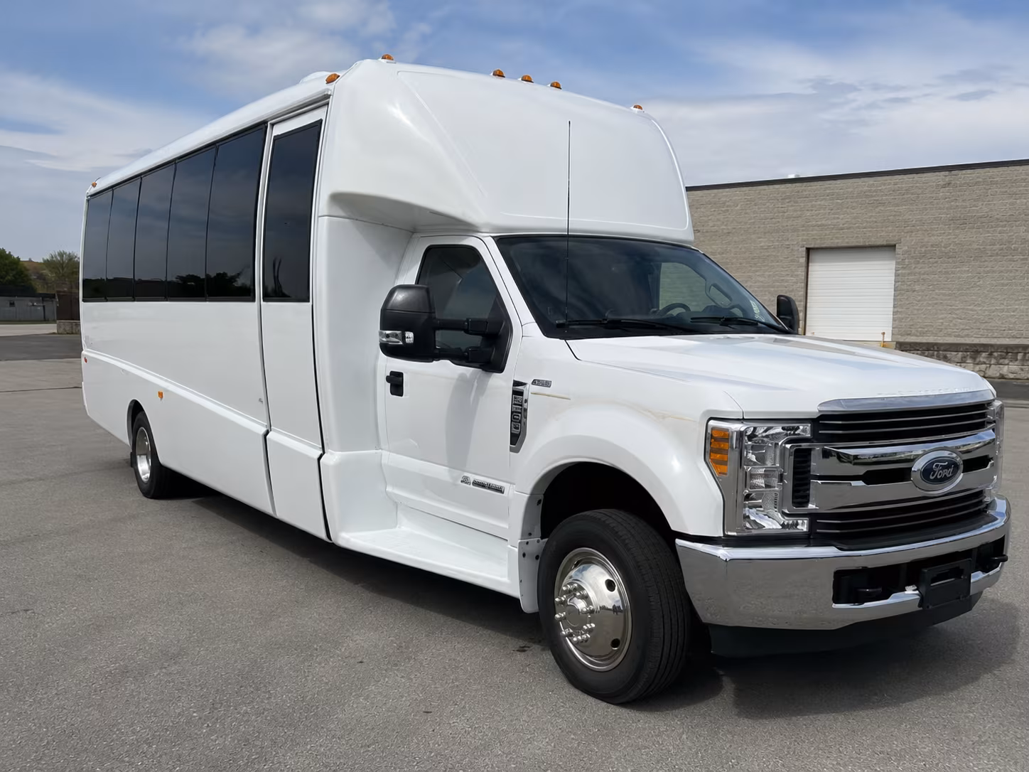 paradise reliable employee shuttles for your workforce