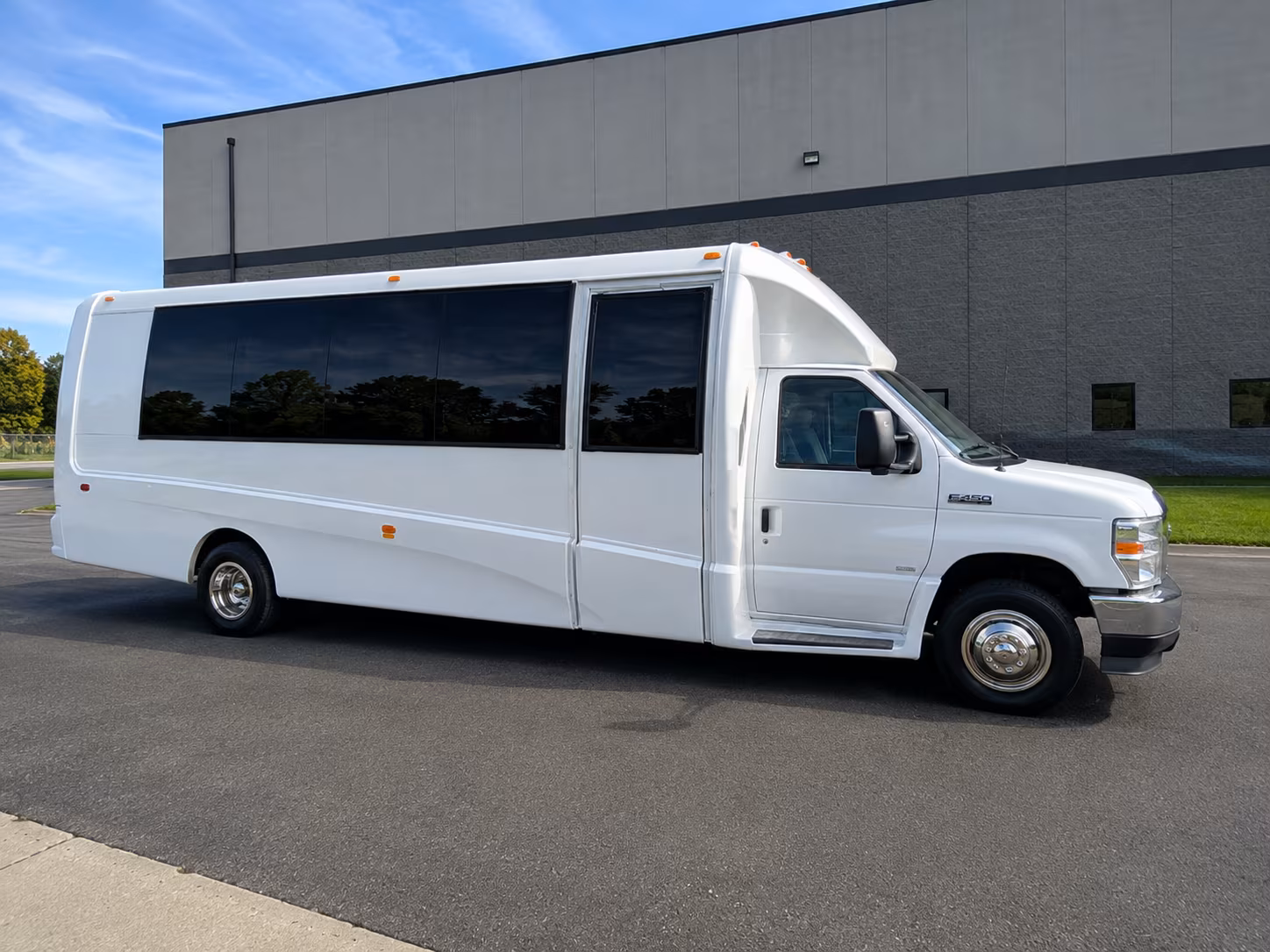 that s the hendersoncharterbuscompany com advantage for henderson field trips